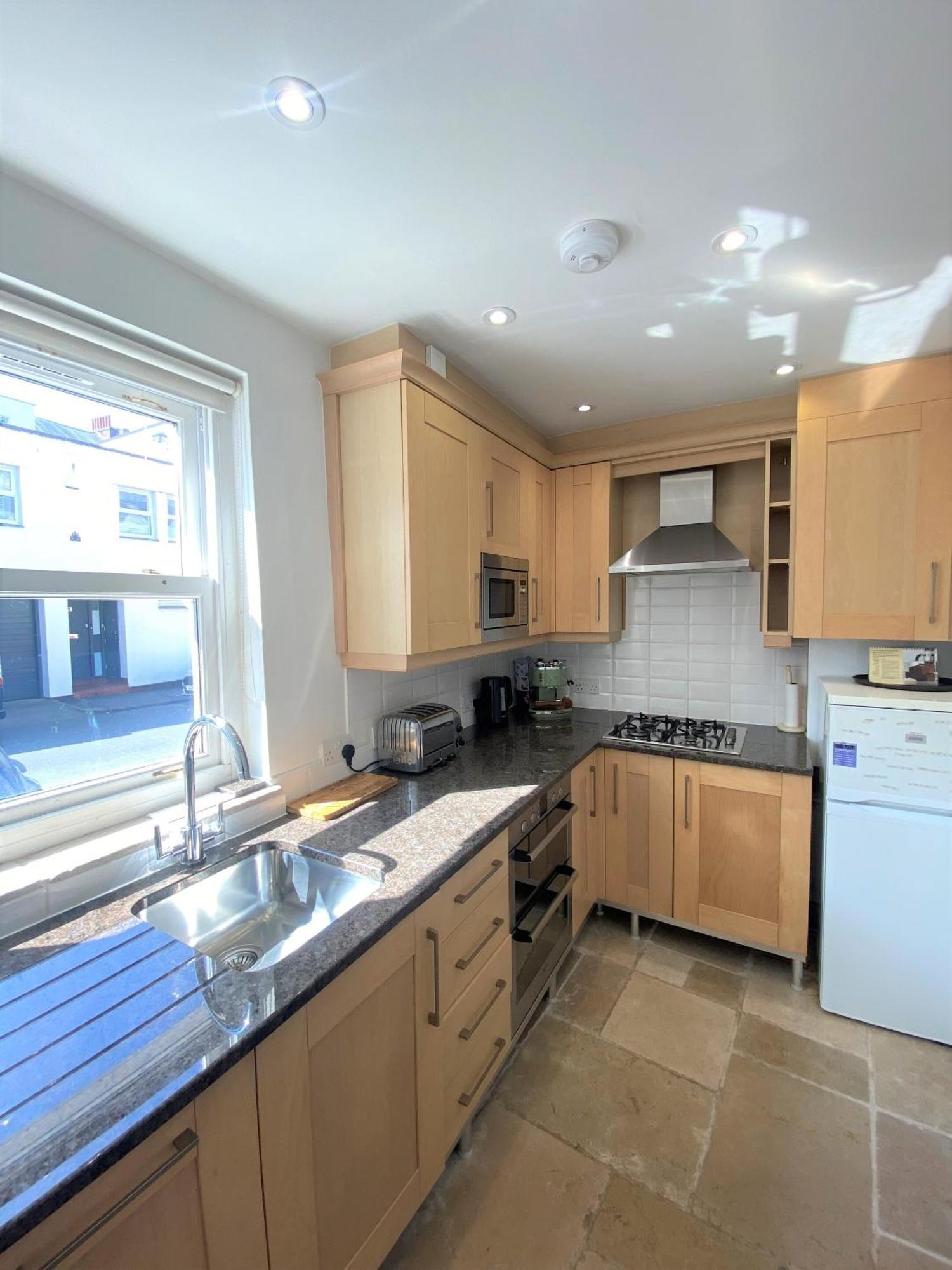 Prime Location! Detached Clifton Home With Parking Bristol Kültér fotó